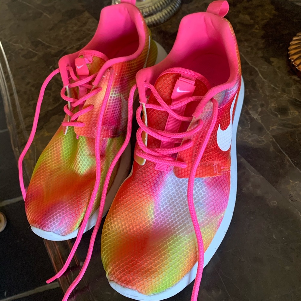 Nike shoes
